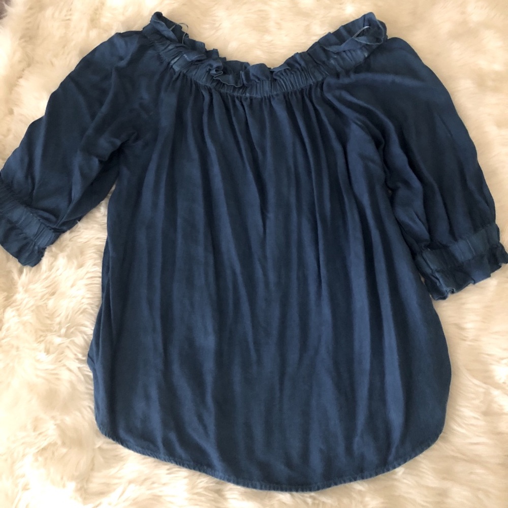 Off shoulder top